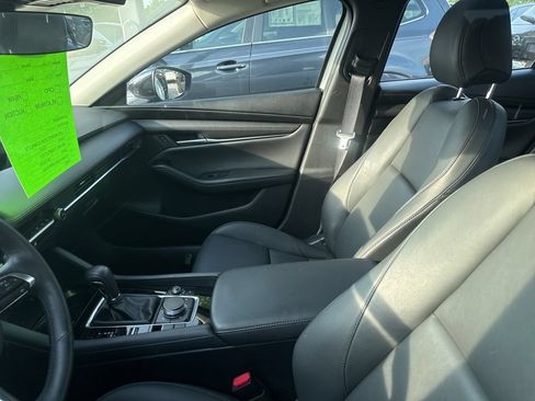 Used 2024 MAZDA MAZDA3 s FWD image 39
