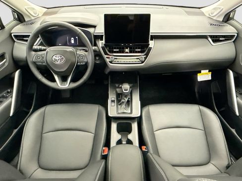 Used 2026 Toyota Corolla Cross XLE w/ Convenience Package AWD/4WD image 13