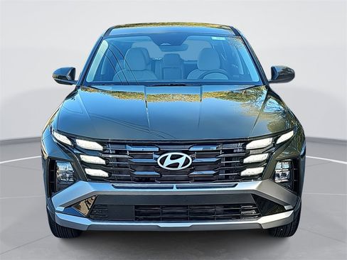 New 2026 Hyundai Tucson SE image 2
