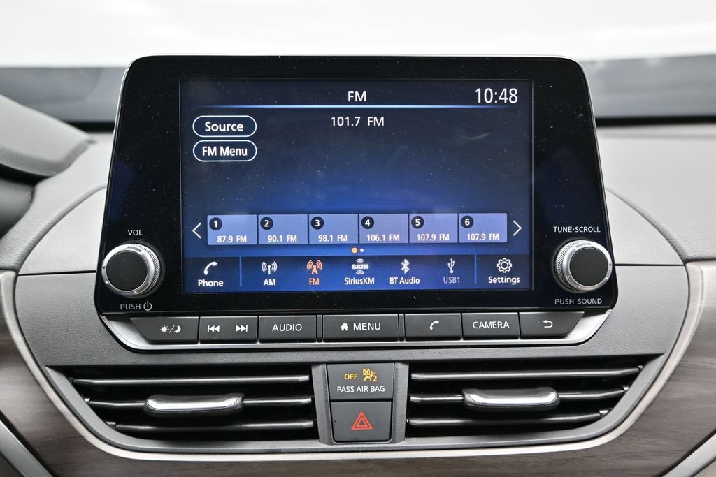 Used 2024 Nissan Altima 2.5 SV FWD image 24