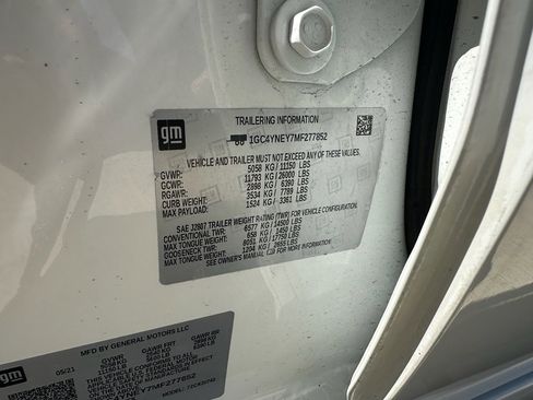 Used 2021 Chevrolet Silverado 2500 LT w/ Z71 Off-Road Package image 17