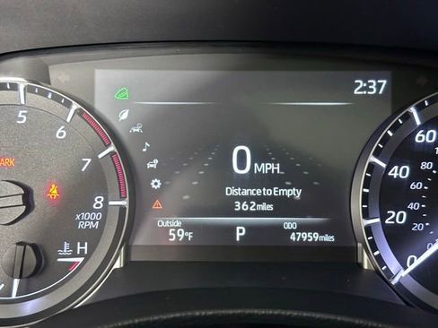 Used 2023 Toyota Highlander XLE AWD/4WD image 29
