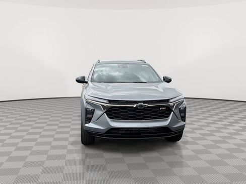 New 2026 Chevrolet Trax RS w/ Driver Confidence Package FWD image 3