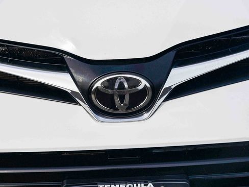 Certified 2020 Toyota Sienna LE image 13