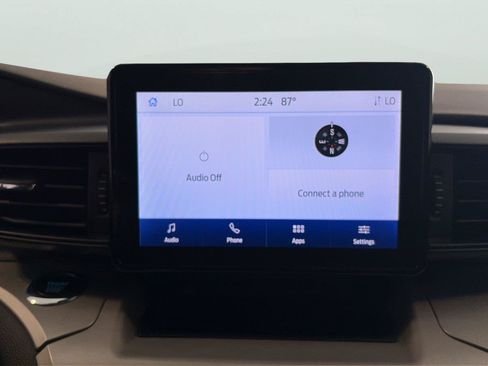 Used 2023 Ford Explorer XLT AWD/4WD image 18