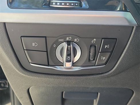 Used 2019 BMW X3 sDrive30i image 25