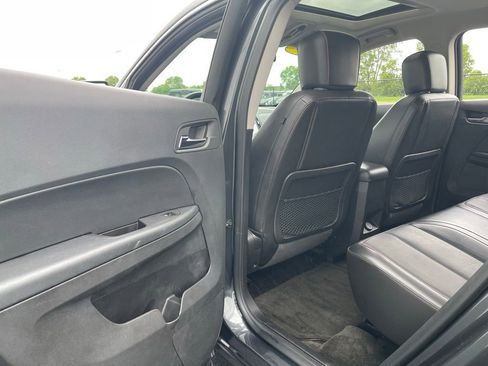 Used 2017 Chevrolet Equinox Premier w/ Enhanced Convenience Package FWD image 37