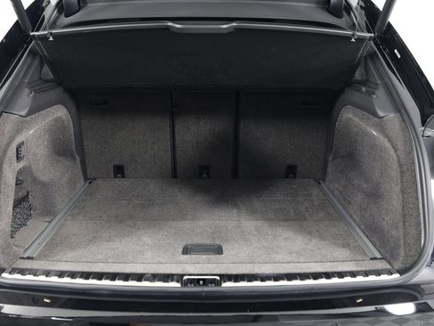 New 2025 Bentley Bentayga image 34