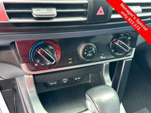Used 2021 Kia Seltos S AWD/4WD image 22