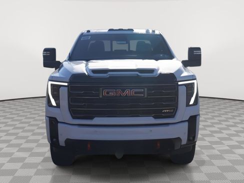 New 2026 GMC Sierra 2500 AT4 w/ AT4 Premium Plus Package image 10