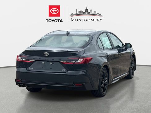 New 2026 Toyota Camry SE FWD image 3