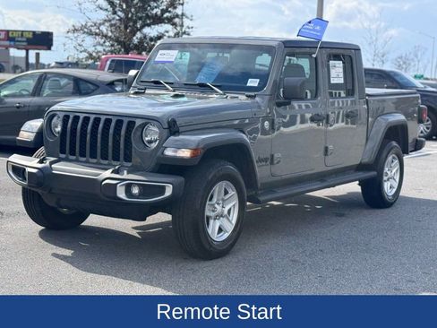 Used 2021 Jeep Gladiator Sport AWD/4WD image 4