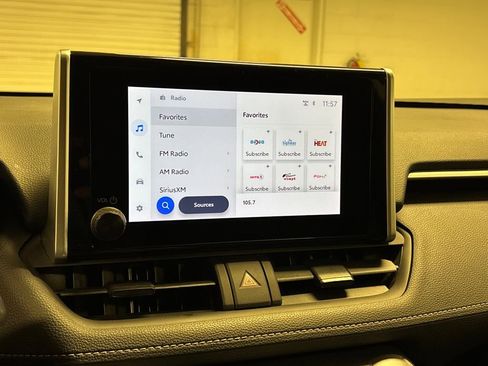 Used 2024 Toyota RAV4 XLE image 28