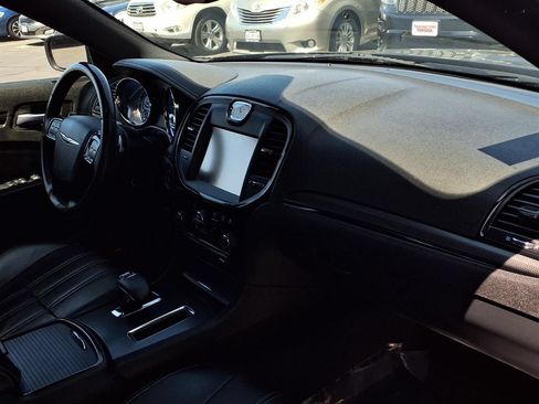 Used 2014 Chrysler 300 S w/ Light Group RWD image 22