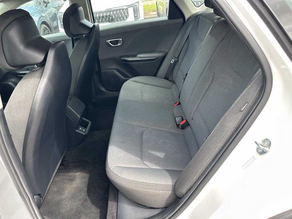 Used 2025 Kia K4 FWD image 24