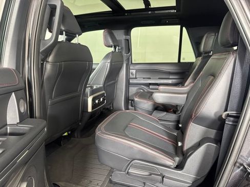 Used 2024 Ford Expedition Max Limited AWD/4WD image 12