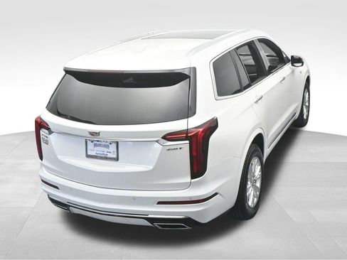 Used 2024 Cadillac XT6 Luxury image 60