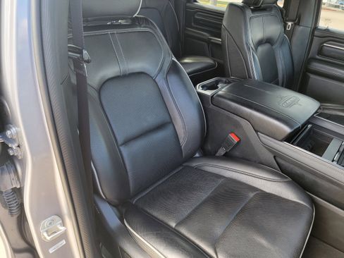 Used 2024 RAM 1500 Limited image 10