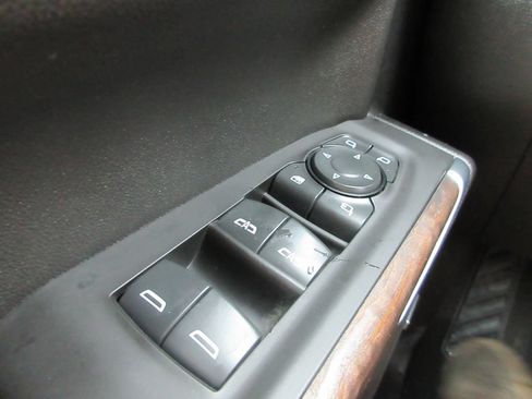 Used 2021 GMC Sierra 1500 Denali w/ Denali Ultimate Package AWD/4WD image 31