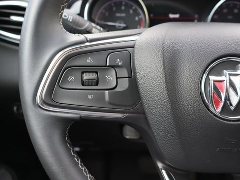 Used 2023 Buick Encore GX Preferred w/ Cold Weather Comfort Package FWD image 7