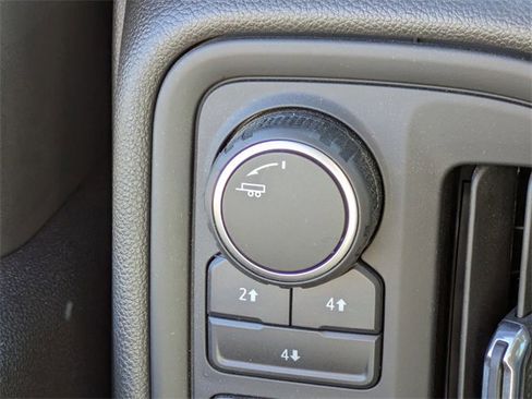 Used 2024 Chevrolet Silverado 2500 Custom w/ Custom Value Package image 28