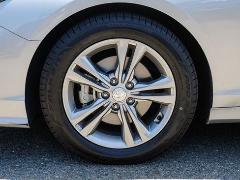 Used 2018 Hyundai Sonata Limited w/ Cargo Package FWD image 11