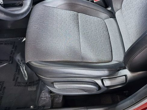 Used 2025 Kia Seltos S AWD/4WD image 20