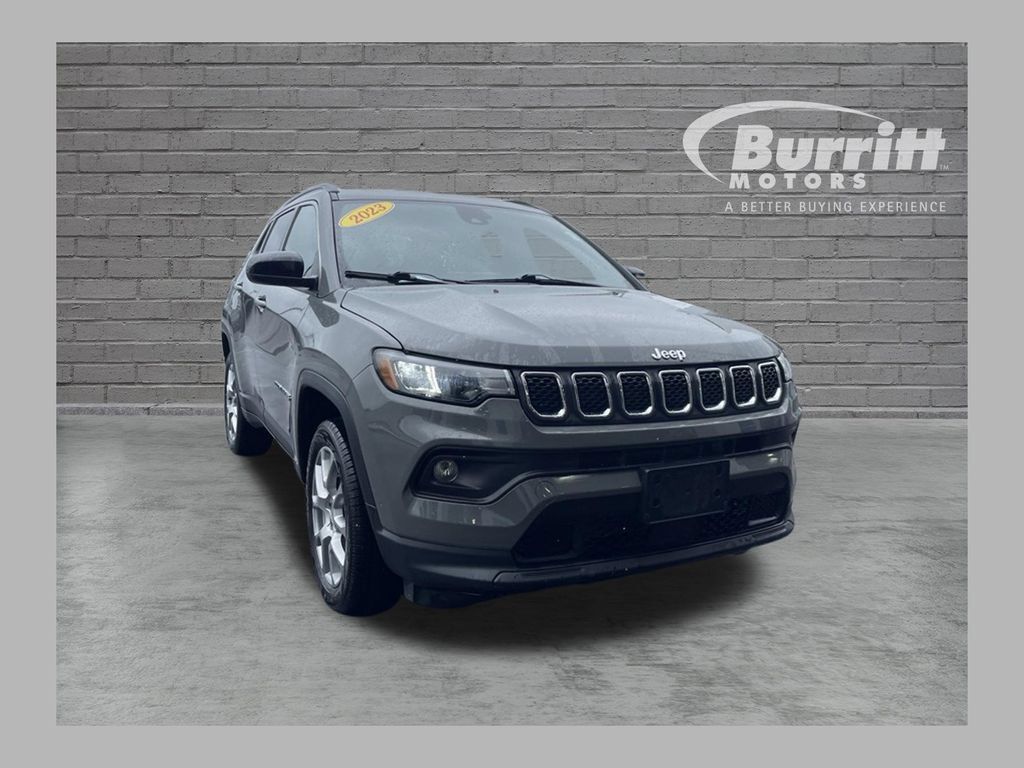 Used 2023 Jeep Compass Latitude AWD/4WD 360° Tour