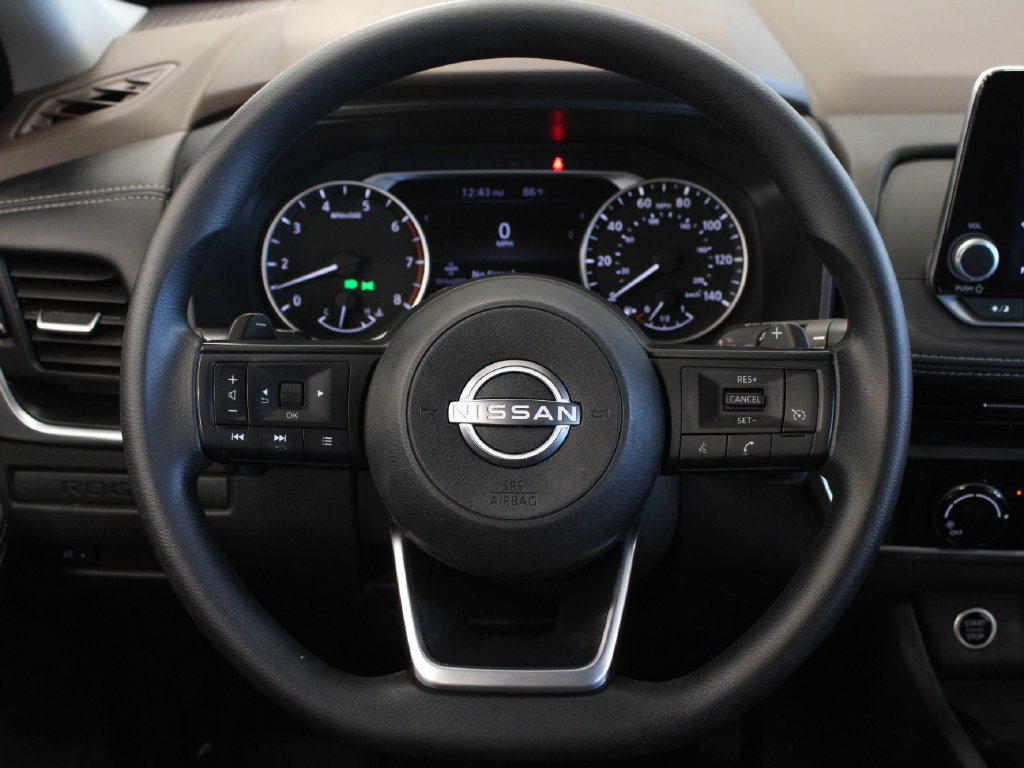 Used 2022 Nissan Rogue S FWD image 20
