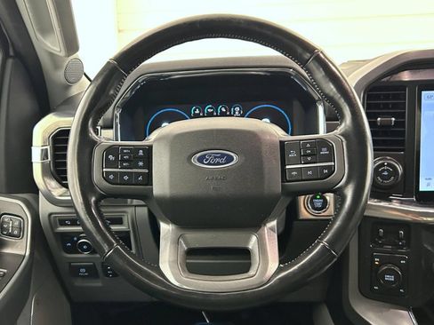 Used 2022 Ford F150 Lariat w/ Equipment Group 502A High AWD/4WD image 11