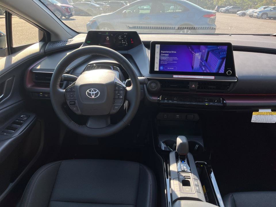 New 2027 Toyota Prius Plug-In Hybrid FWD image 18