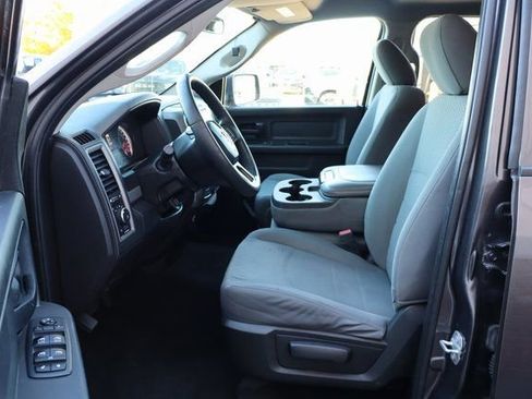 Used 2017 RAM 1500 Express image 8