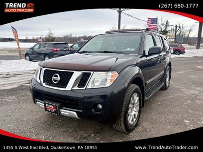 Used 2009 Nissan Pathfinder LE w/ Navigation Pkg