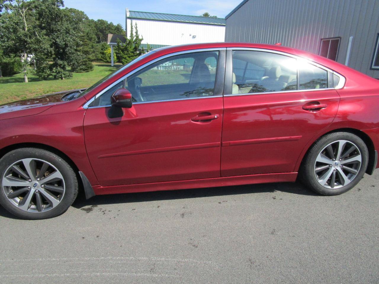 Used 2018 Subaru Legacy 2.5i Limited AWD/4WD image 2