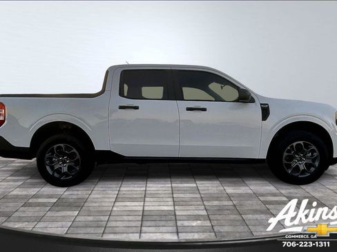 Used 2025 Ford Maverick XLT w/ 4K Tow Package image 16