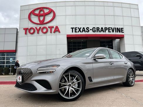 Used 2025 Genesis G70 2.5T image 2