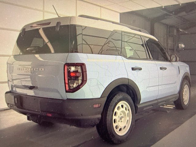 Used 2023 Ford Bronco Sport Heritage w/ Heritage Convenience Package AWD/4WD image 3