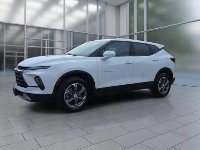 Used 2023 Chevrolet Blazer LT AWD/4WD image 4