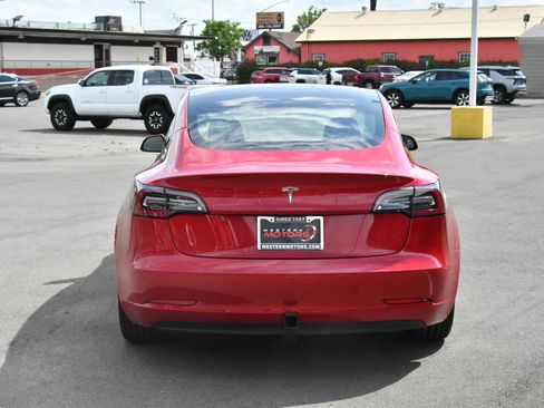 Used 2021 Tesla Model 3 Standard Range Plus image 7