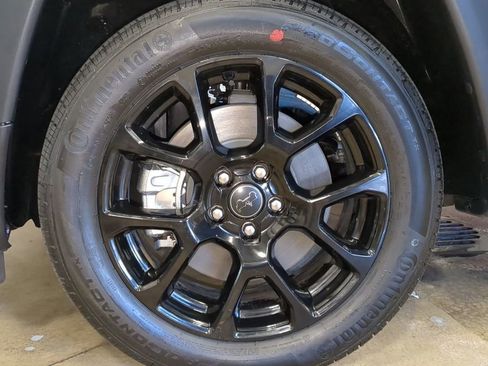 New 2026 Jeep Compass Latitude image 27