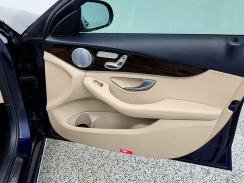 Used 2018 Mercedes-Benz C 300 4MATIC Sedan image 25