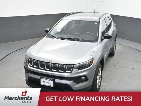 Used 2022 Jeep Compass Latitude AWD/4WD image 33