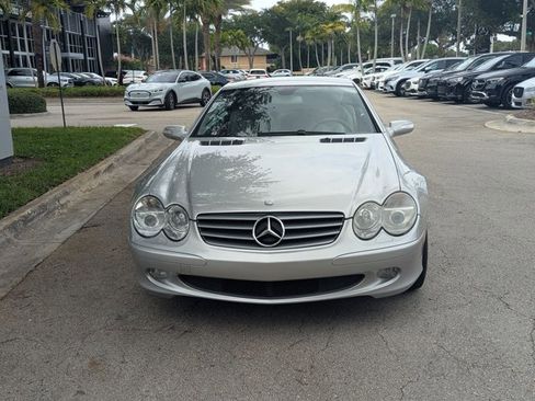 Used 2005 Mercedes-Benz SL 500 image 2