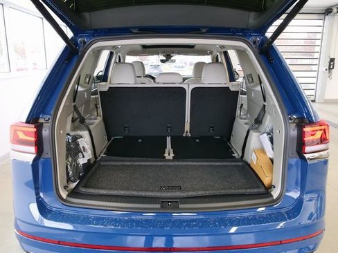 New 2026 Volkswagen Atlas SEL Premium R-Line image 15
