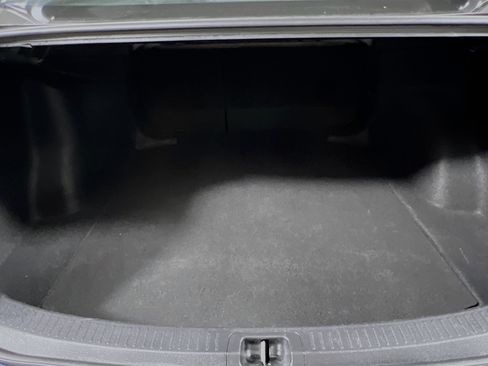 Used 2023 Toyota Corolla LE image 33