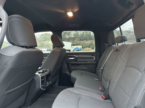 Used 2023 RAM 2500 Big Horn w/ Level B Equipment Group image 15