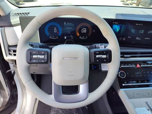 New 2026 Hyundai Santa Fe SEL FWD image 11
