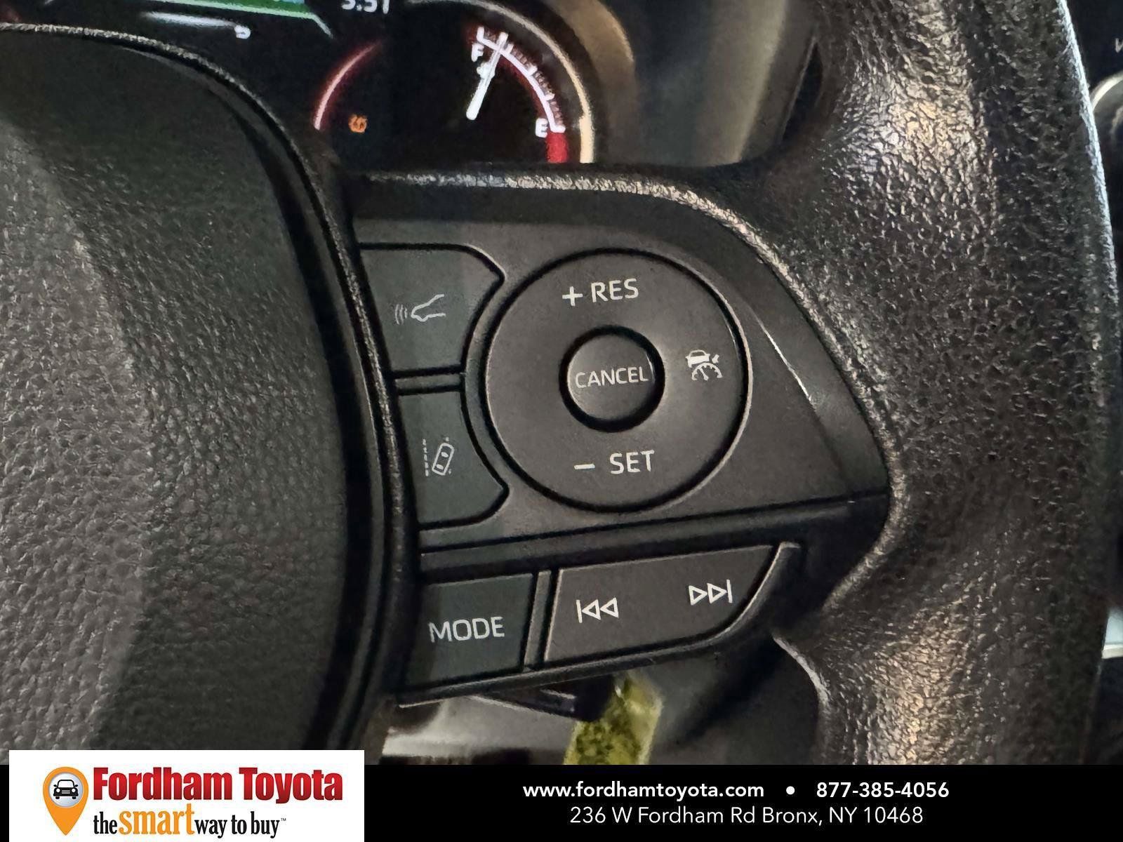 Certified 2025 Toyota RAV4 LE AWD/4WD image 20