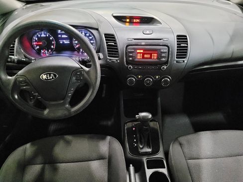 Used 2017 Kia Forte LX image 22