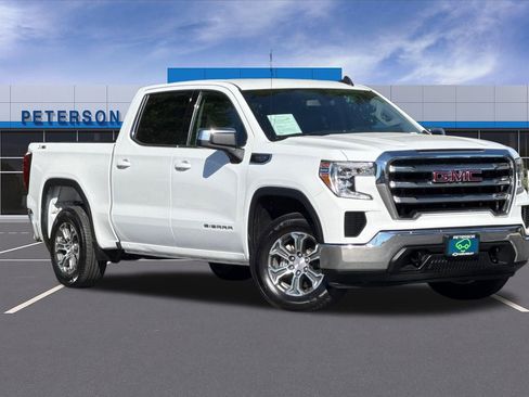 Certified 2022 GMC Sierra 1500 SLE w/ X31 Off-Road Package AWD/4WD image 2